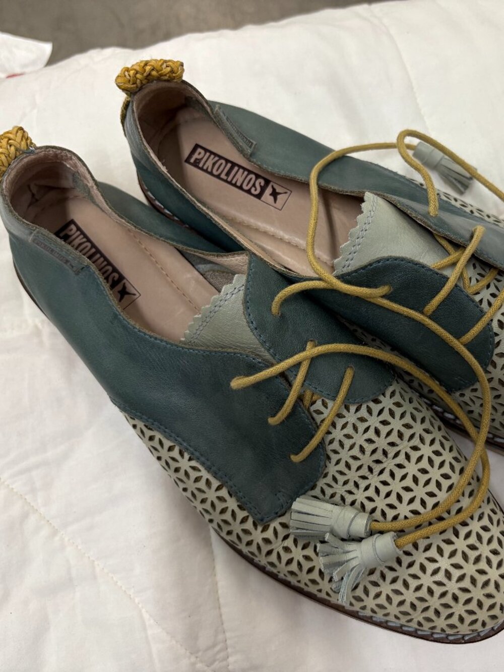Pikolinos Green leather lace up loafer shoe